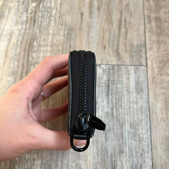 Charles & Keith Wallet Zip Women's Black - Picture 5 of 7